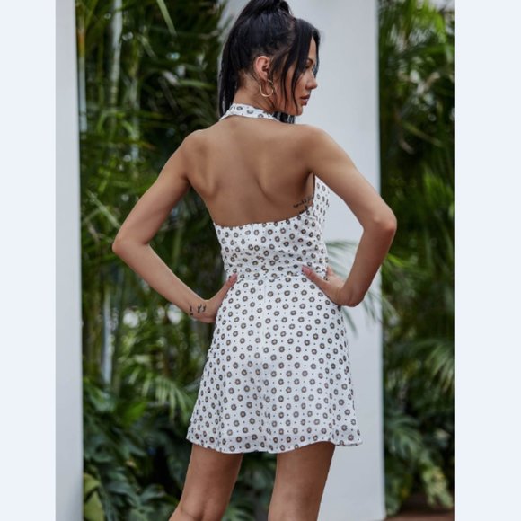 Eilly bazar Printed Halter Neck Mini Dress - Picture 5 of 5